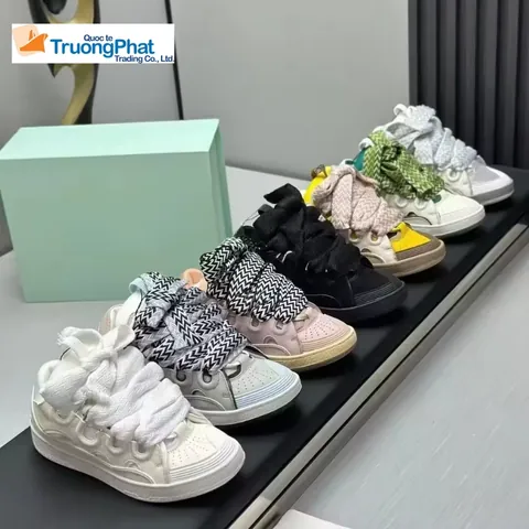 Bán Lẻ Các Loại Đế Giày Thể Thao TP.HCM: Địa Điểm, Giá Cả & Kinh Nghiệm Chọn Lọc