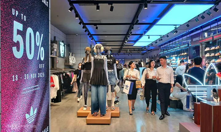 Black Friday TPHCM: Săn Giày Đá Bóng Chính Hãng Giá Tốt Nhất