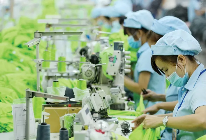 Bộ Phận Máy Ép Trong Ngành Da Giày: Cấu Tạo, Chức Năng & Lựa Chọn Tối Ưu Bộ Phận Máy Ép Trong Ngành Da Giày: Cấu Tạo, Chức Năng & Lựa Chọn Tối Ưu
