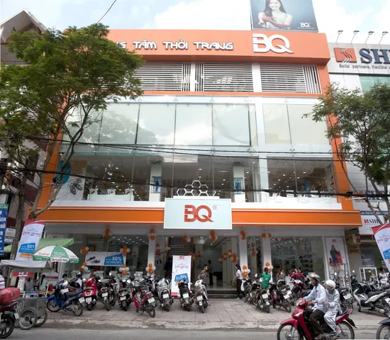 Top 10 Cửa Hàng Giày BQ Uy Tín Tại Đà Nẵng: Địa Chỉ & Đánh Giá Chi Tiết