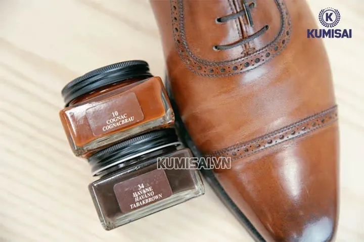 Các Loại Xi Đánh Giày Phổ Biến Tại Hà Nội: Hướng Dẫn Chọn Mua Tốt Nhất