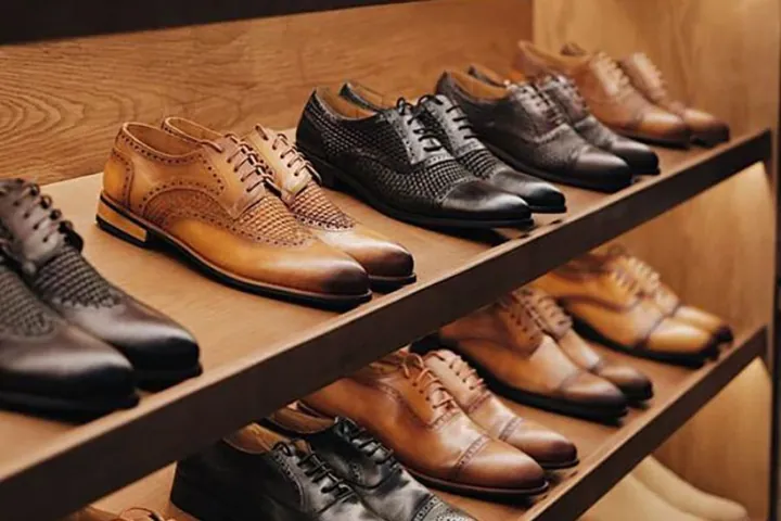 Top 10 Shop Giày Nam Nổi Tiếng Nhất TP.HCM: Địa Chỉ Uy Tín Cho Phái Mạnh Top 10 Shop Giày Nam Nổi Tiếng Nhất TP.HCM: Địa Chỉ Uy Tín Cho Phái Mạnh