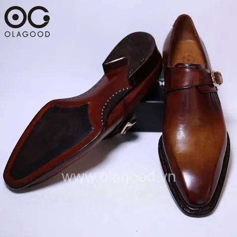 Top 10 Shop Giày Nam Nổi Tiếng Nhất TP.HCM: Địa Chỉ Uy Tín Cho Phái Mạnh Top 10 Shop Giày Nam Nổi Tiếng Nhất TP.HCM: Địa Chỉ Uy Tín Cho Phái Mạnh