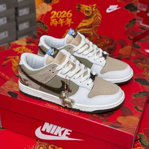 Bí Quyết Bảo Quản Và Vệ Sinh Giày Sneaker Đúng Cách Để Bền Đẹp Như Mới