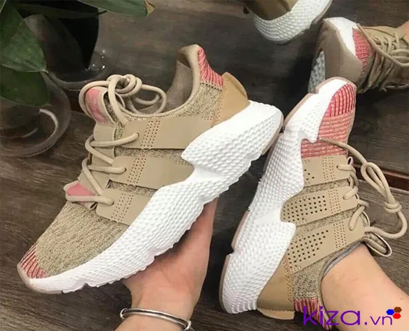 Cách Phân Biệt Giày Prophere SF Và F1: Hướng Dẫn Chi Tiết Cách Phân Biệt Giày Prophere SF Và F1: Hướng Dẫn Chi Tiết