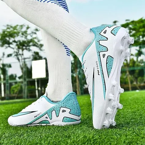 7+ Cách Nhận Biết Giày Thể Thao Da Thật Chuẩn Xác, Tránh Mua Phải Hàng Giả