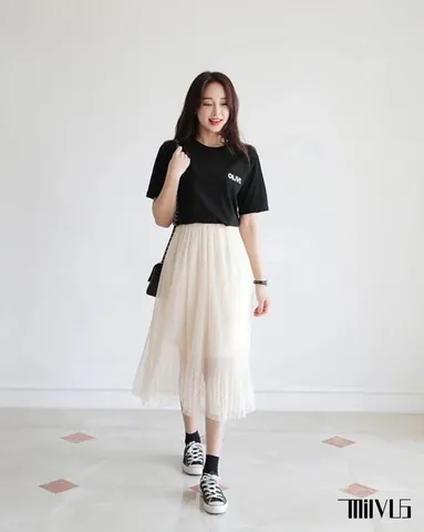 Cách Phối Đầm Công Chúa Trắng Với Giày Sao Cho Chuẩn Style & Ấn Tượng Cách Phối Đầm Công Chúa Trắng Với Giày Sao Cho Chuẩn Style & Ấn Tượng