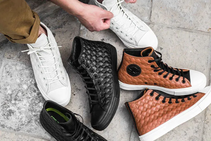 Cách Vệ Sinh Giày Converse Sạch Bong Không Cần Hóa Chất Phức Tạp
