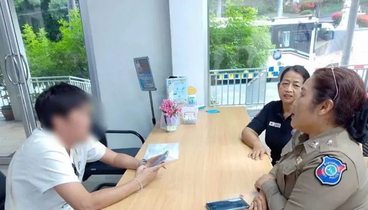 Chia Tay Đòi Quà: Hành Xử "khó Đỡ" Khi Người Yêu Cũ Lòi Mặt "keo Kiệt"