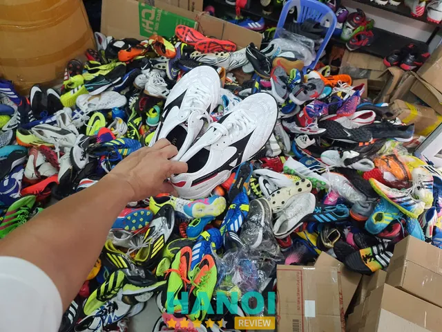 Top 7 Địa Điểm Thu Mua Giày Cũ Uy Tín Tại Hà Nội Giá Tốt
