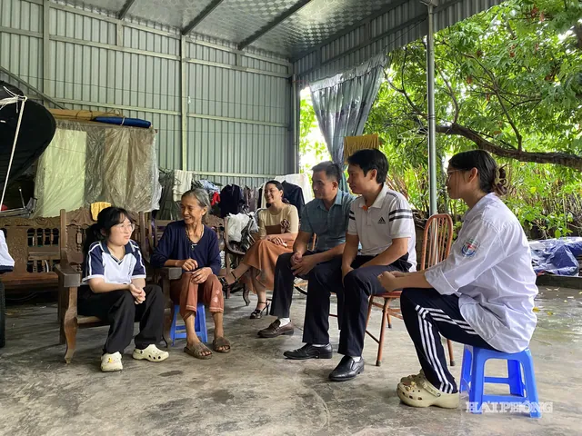 Cô Giáo Cầm Giày Đánh Học Sinh: Vụ Việc Gây Chấn Động Sân Trường Và Phản Ứng Dư Luận