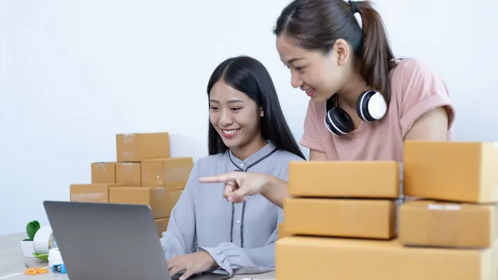 Trở Thành Cộng Tác Viên Bán Giày Thể Thao Online: Hướng Dẫn Chi Tiết Và Cơ Hội Thu Nhập