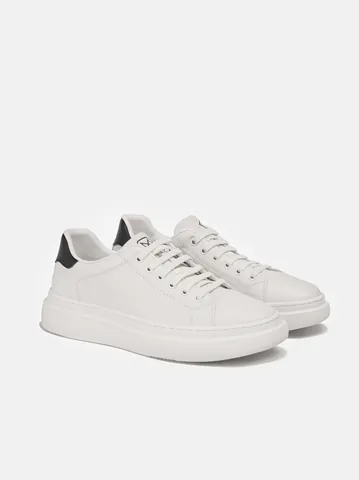 Contrast Black Platform Trainers Là Loại Giày Gì? Phân Loại, Đặc Điểm & Cách Phối Đồ