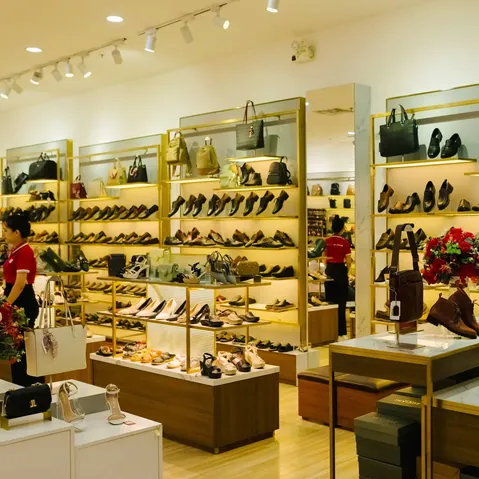 Cửa Hàng Giày Đông Hải Quận 1: Địa Chỉ, Thông Tin Cần Biết Và Lời Khuyên Chọn Mua Cửa Hàng Giày Đông Hải Quận 1: Địa Chỉ, Thông Tin Cần Biết Và Lời Khuyên Chọn Mua