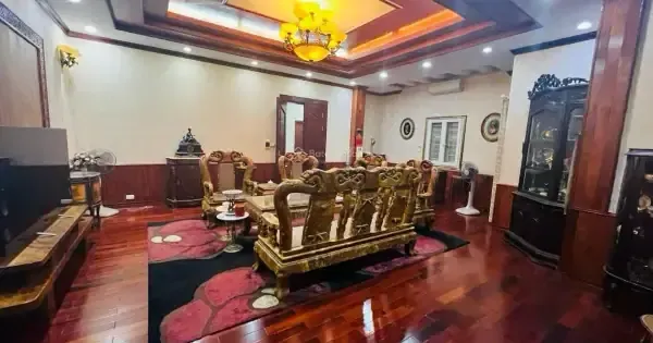 Cửa Hàng Giày Tô Hiệu Trần Tử Bình: Địa Chỉ, Đánh Giá & Mẫu Giày Thời Trang