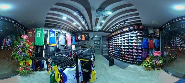 Cửa Hàng Kích Size Giày Uy Tín Tại Hà Nội: Tìm Đâu Cho Bàn Chân Ngoại Cỡ?