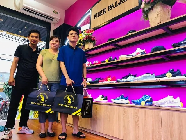 Địa Điểm Mua Giày Adidas Giá Rẻ Tại TP.HCM: Danh Sách Cửa Hàng Uy Tín