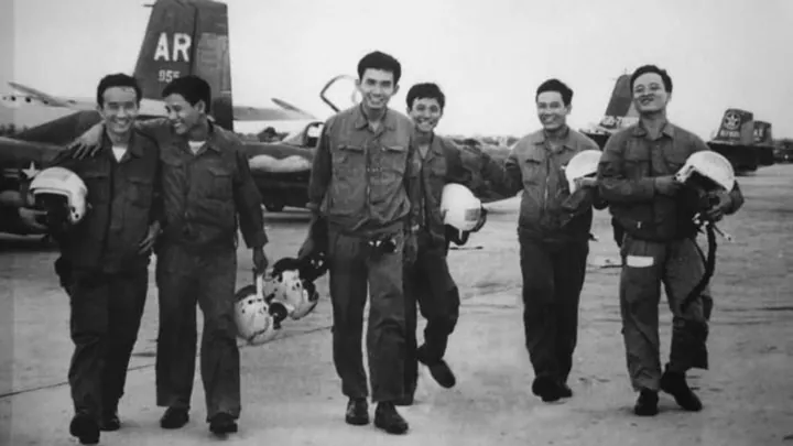 "đôi Ta Ngày Xưa" - Tình Cũ, Kỷ Niệm Và Những Giây Phút Xưa Từng: Lời Bài Hát & Ý Nghĩa