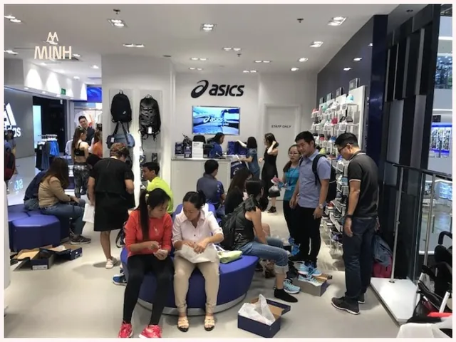 Top 10 Địa Chỉ Mua Giày ASICS Tân Bình & TPHCM Chính Hãng Uy Tín