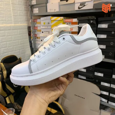 Giày Adidas Alexander Mcqueen Rep 1:1 Là Gì? Giá Bao Nhiêu & Cách Phân Biệt Giày Adidas Alexander Mcqueen Rep 1:1 Là Gì? Giá Bao Nhiêu & Cách Phân Biệt