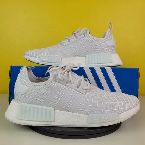 Giày Adidas NMD Nữ Chính Hãng Giá Bao Nhiêu? Cập Nhật 2024