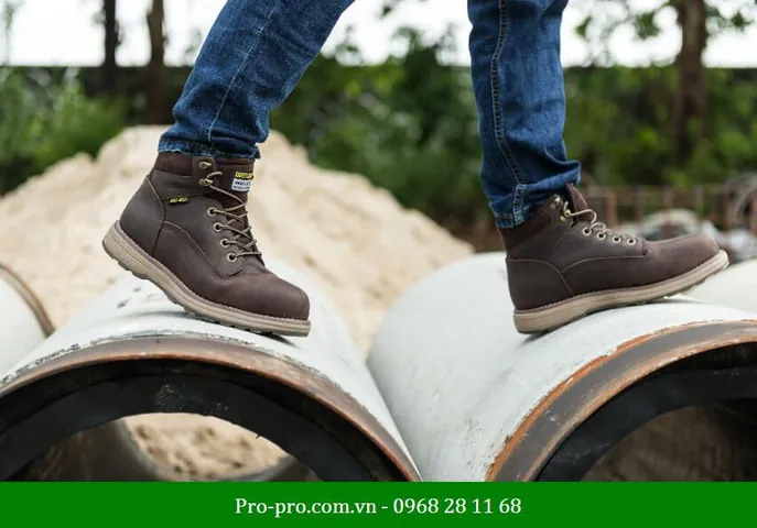 Giày Bảo Hộ Jogger Meteor S3 HRO SRC: Đánh Giá Chi Tiết & Lợi Ích Vượt Trội Giày Bảo Hộ Jogger Meteor S3 HRO SRC: Đánh Giá Chi Tiết & Lợi Ích Vượt Trội