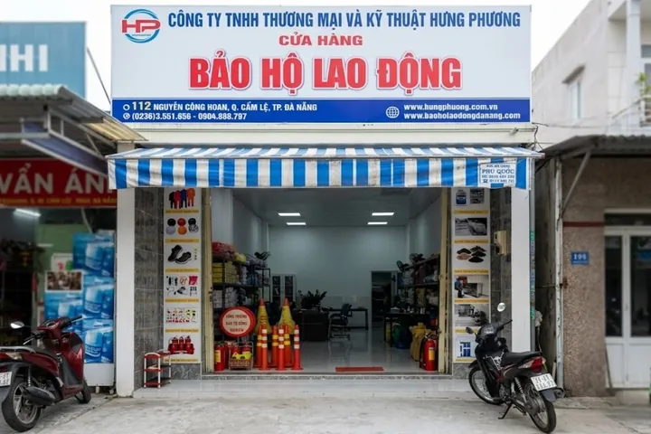 Mua Giày Bảo Hộ Lao Động Tại Đà Nẵng: Địa Chỉ Uy Tín, Mẫu Mã Đa Dạng