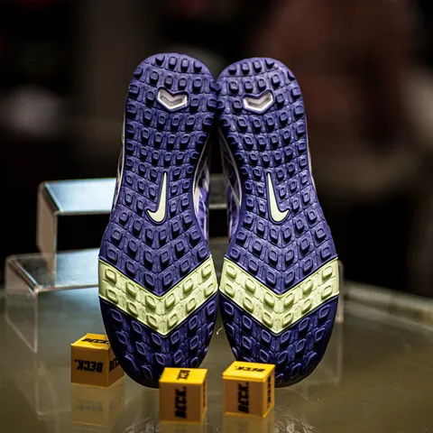 Giày Bóng Đá Nike Mercurialx Xanh Đen TF: Hướng Dẫn Chọn Mua & Đánh Giá Chi Tiết Giày Bóng Đá Nike Mercurialx Xanh Đen TF: Hướng Dẫn Chọn Mua & Đánh Giá Chi Tiết