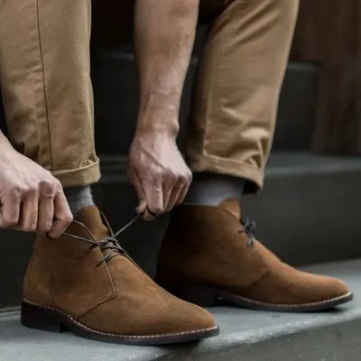 Giày Boot Hai Dải Màu: Xu Hướng Thời Thượng Nâng Tầm Phong Cách Cho Nàng