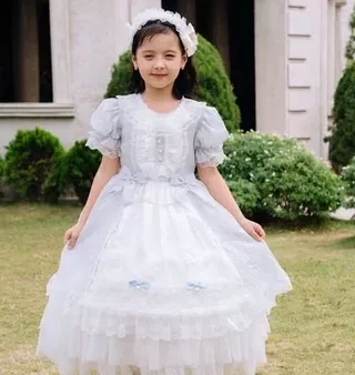 Giày Búp Bê Lấp Lánh Cho Bé Gái: Chọn Kiểu Dáng, Chất Liệu & Lưu Ý Khi Mua