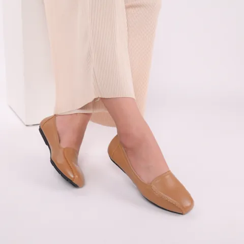 Giày Búp Bê Gót Chun Hà Nội: Địa Điểm Mua & Mẫu Đẹp Phổ Biến Giày Búp Bê Gót Chun Hà Nội: Địa Điểm Mua & Mẫu Đẹp Phổ Biến