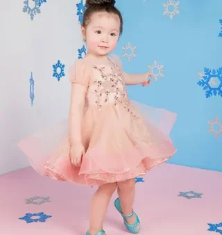 Giày Búp Bê Nữ Hoàng Băng Giá Biti’s: Mẫu Mã, Giá Bán & Kinh Nghiệm Chọn Mua