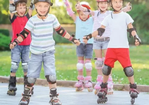 Chọn Giày Cao Cổ Cho Bé Trai 10 Tuổi: Hướng Dẫn Chi Tiết & Mẫu Mã Thời Trang