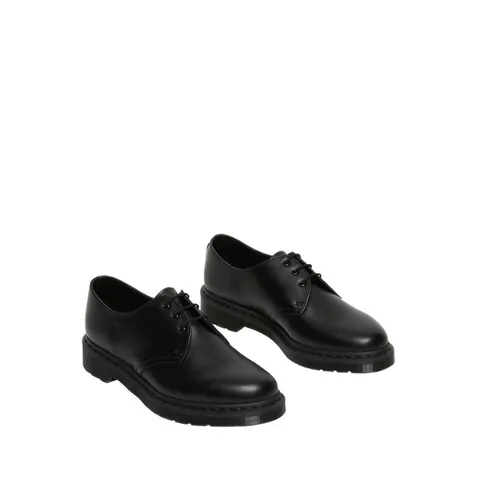 Giày Da Nam Dr. Martens Buộc Dây Màu Đen: Đặc Điểm, Cách Chọn Và Phối Đồ Giày Da Nam Dr. Martens Buộc Dây Màu Đen: Đặc Điểm, Cách Chọn Và Phối Đồ