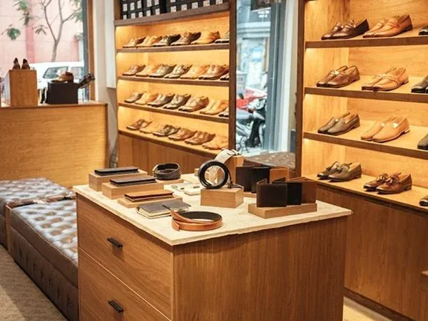 Giày Da Nam Giá Rẻ Đà Nẵng: Top Địa Chỉ Mua Chuẩn Chất Lượng Giày Da Nam Giá Rẻ Đà Nẵng: Top Địa Chỉ Mua Chuẩn Chất Lượng