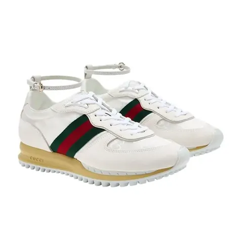 Giày Gucci Nữ Chính Hãng: Giá Bao Nhiêu Và Nên Mua Ở Đâu? Giày Gucci Nữ Chính Hãng: Giá Bao Nhiêu Và Nên Mua Ở Đâu?