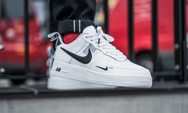 Giày Nike Air Force 1 '07 LV8 Utility: Chọn, Phối Đồ Và Thông Tin Chi Tiết