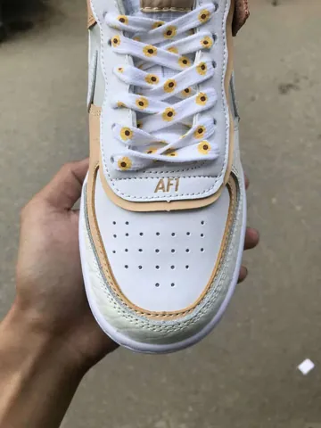 Giày Nike Hoa Cúc G-dragon Chính Hãng: Giá Bao Nhiêu, Có Nên Mua? Giày Nike Hoa Cúc G-dragon Chính Hãng: Giá Bao Nhiêu, Có Nên Mua?