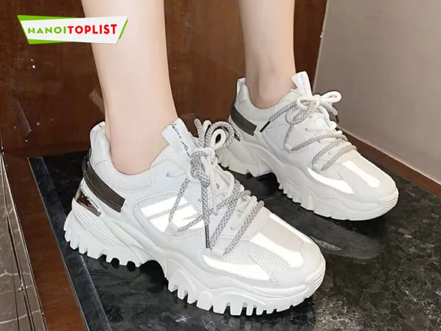 Top Địa Điểm Mua Giày Thể Thao Nữ Hàng Hiệu Uy Tín Tại Hà Nội