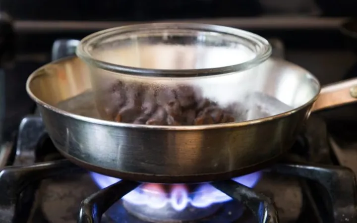 Hộp Xi Đánh Giày Bị Khô: Nguyên Nhân Và Cách Khắc Phục Hiệu Quả Ngay Tại Nhà