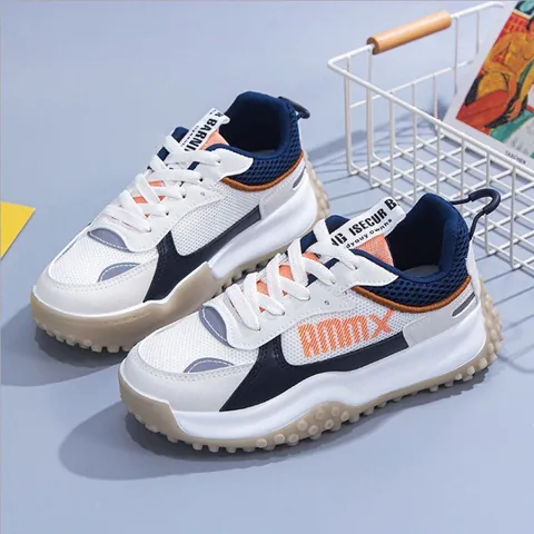 Top 20+ Giày Thể Thao Nữ Đẹp Nhất 2024: Xu Hướng, Cách Chọn & Phối Đồ