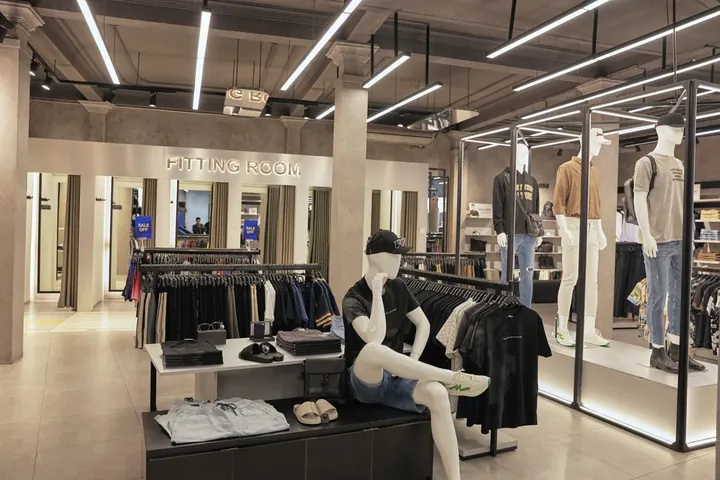 Top 10 Shop Giày Nam Ở Quang Trung Gò Vấp Uy Tín Nhất: Review & Địa Chỉ Top 10 Shop Giày Nam Ở Quang Trung Gò Vấp Uy Tín Nhất: Review & Địa Chỉ