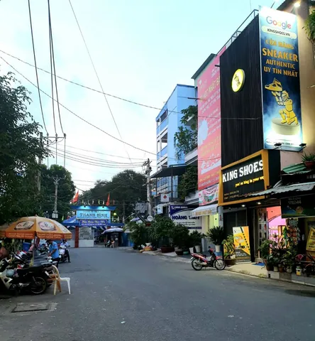 Top Shop Giày Thể Thao Nữ Uy Tín, Chất Lượng Nhất Tại TP. Vinh: Hướng Dẫn Chi Tiết Top Shop Giày Thể Thao Nữ Uy Tín, Chất Lượng Nhất Tại TP. Vinh: Hướng Dẫn Chi Tiết