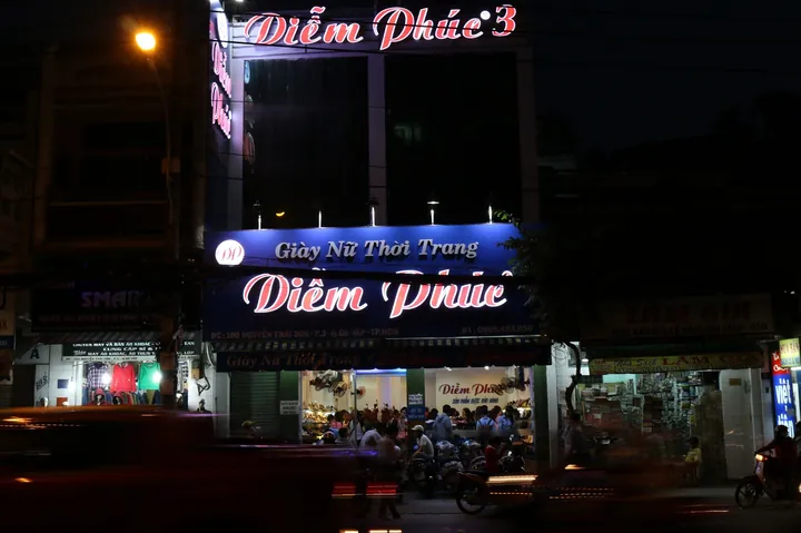 Tiệm Giày Diễm Phúc Nguyễn Thái Sơn: Địa Chỉ, Đánh Giá & Kinh Nghiệm Mua Sắm Tiệm Giày Diễm Phúc Nguyễn Thái Sơn: Địa Chỉ, Đánh Giá & Kinh Nghiệm Mua Sắm